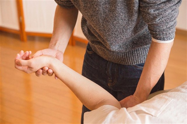 Physiotherapeutische Behandlung zuhause